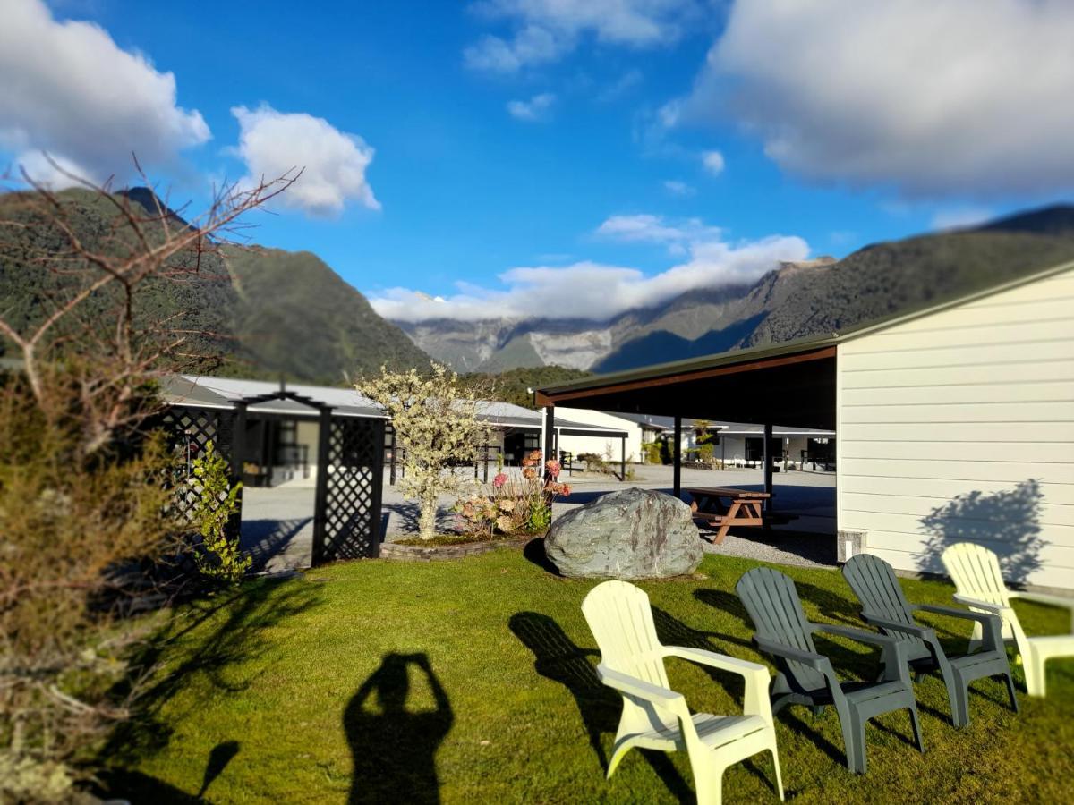 Lake Matheson Motel Fox Glacier Exteriör bild