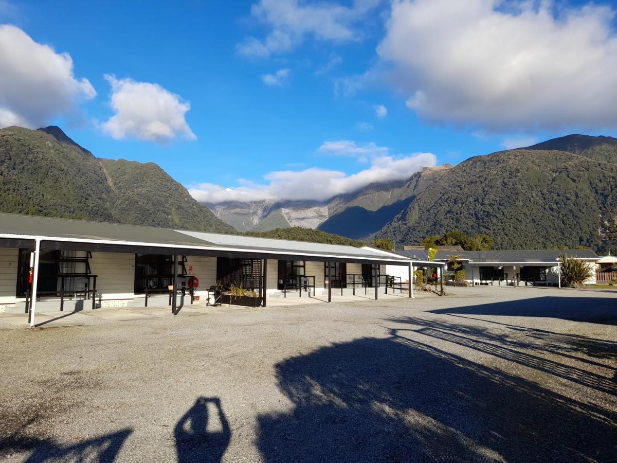 Lake Matheson Motel Fox Glacier Exteriör bild