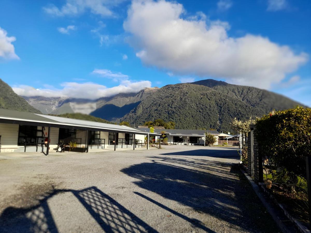 Lake Matheson Motel Fox Glacier Exteriör bild